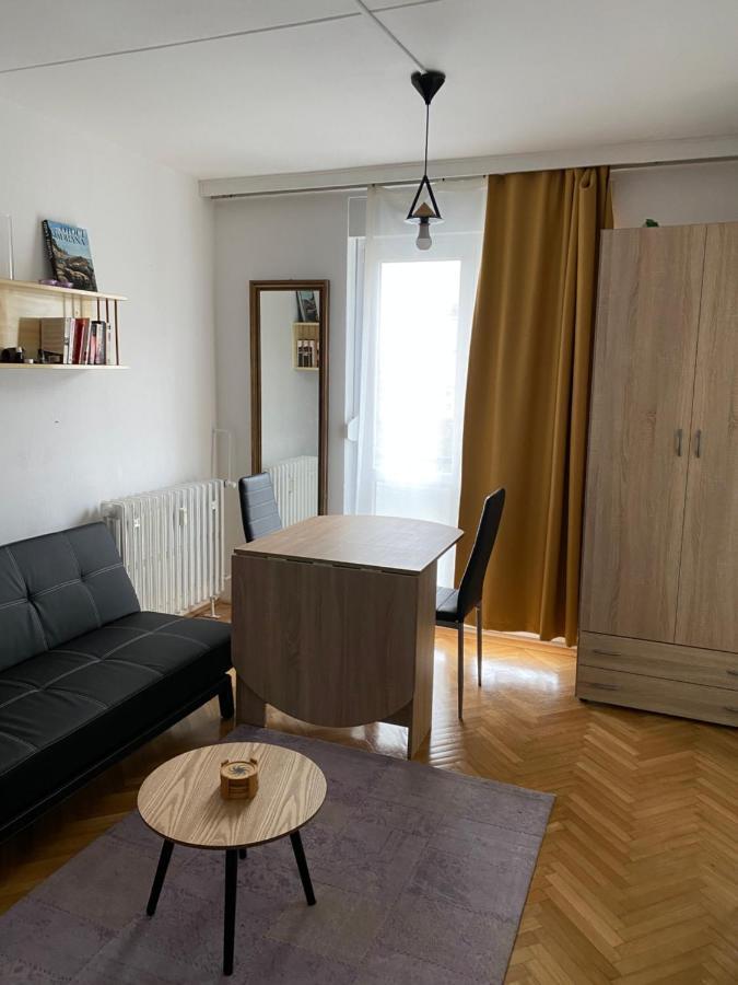 Ferienwohnung Colorful Urban Oasis Zagreb Exterior foto